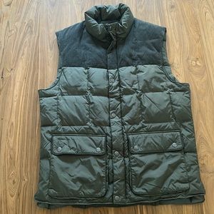 Banana Republic Green Puffer Vest